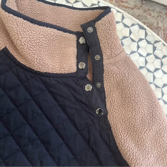 Abercrombie Two-Tone Pullover - Picture 2 of 4